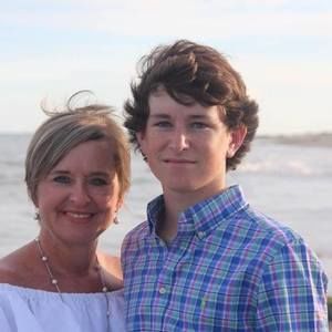 Meet your Posher, Renee